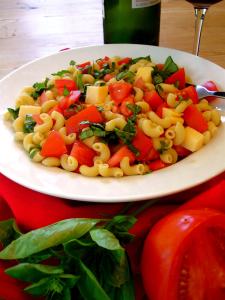 pasta with fresh tomatoes and herbs