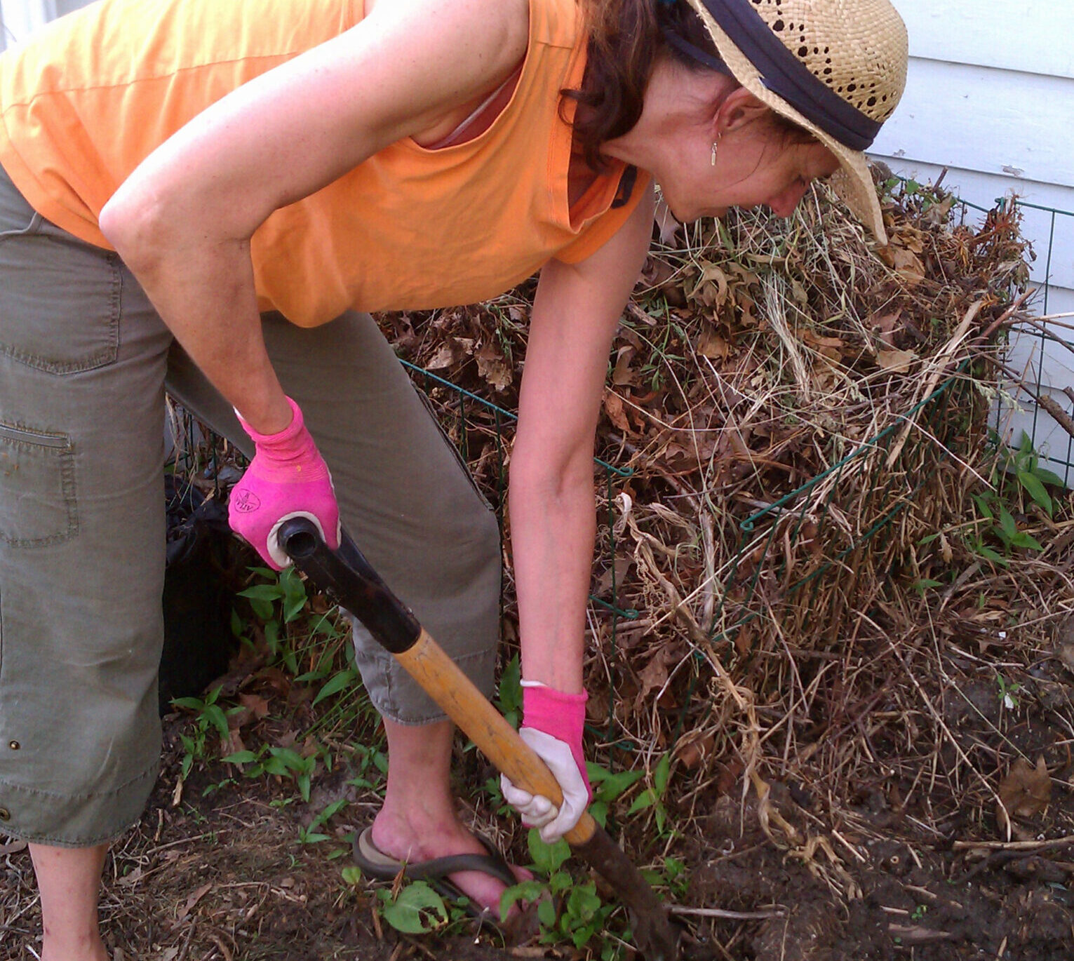 Hot Compost Vs. Cold Compost